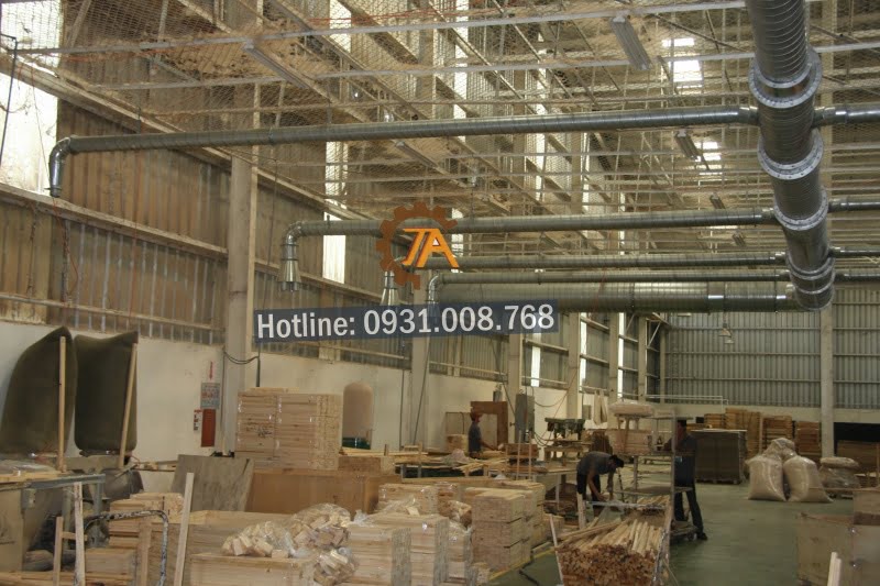 Hệ thống hút bụi xưởng gỗ công nghiệp.
