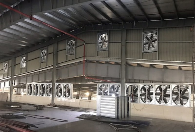 Quạt thông gió nhà xưởng vuông được ứng dụng rộng rãi