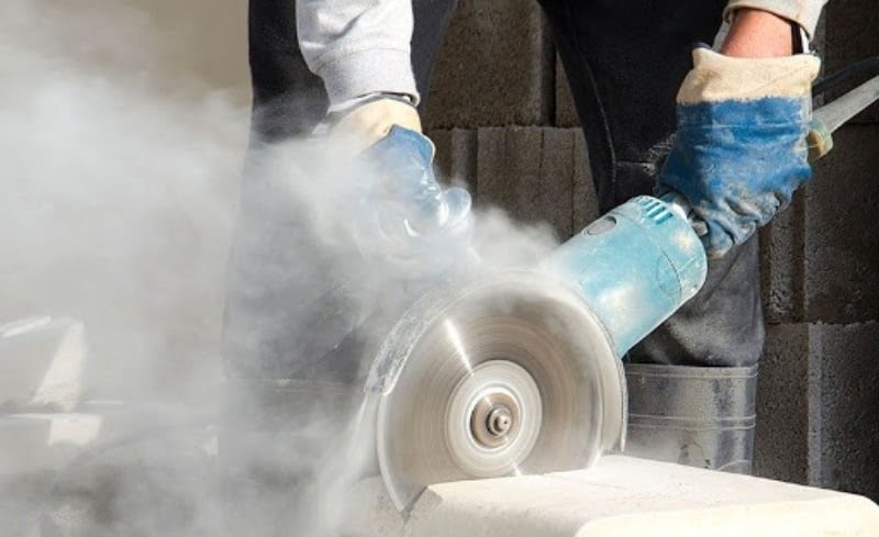 Bụi gỗ gây nhiều tác hại cho con người và môi trường
