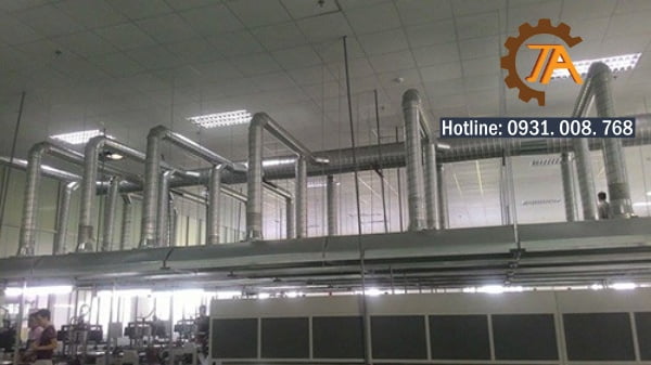 Hệ thống ống thông gió nhà xưởng.